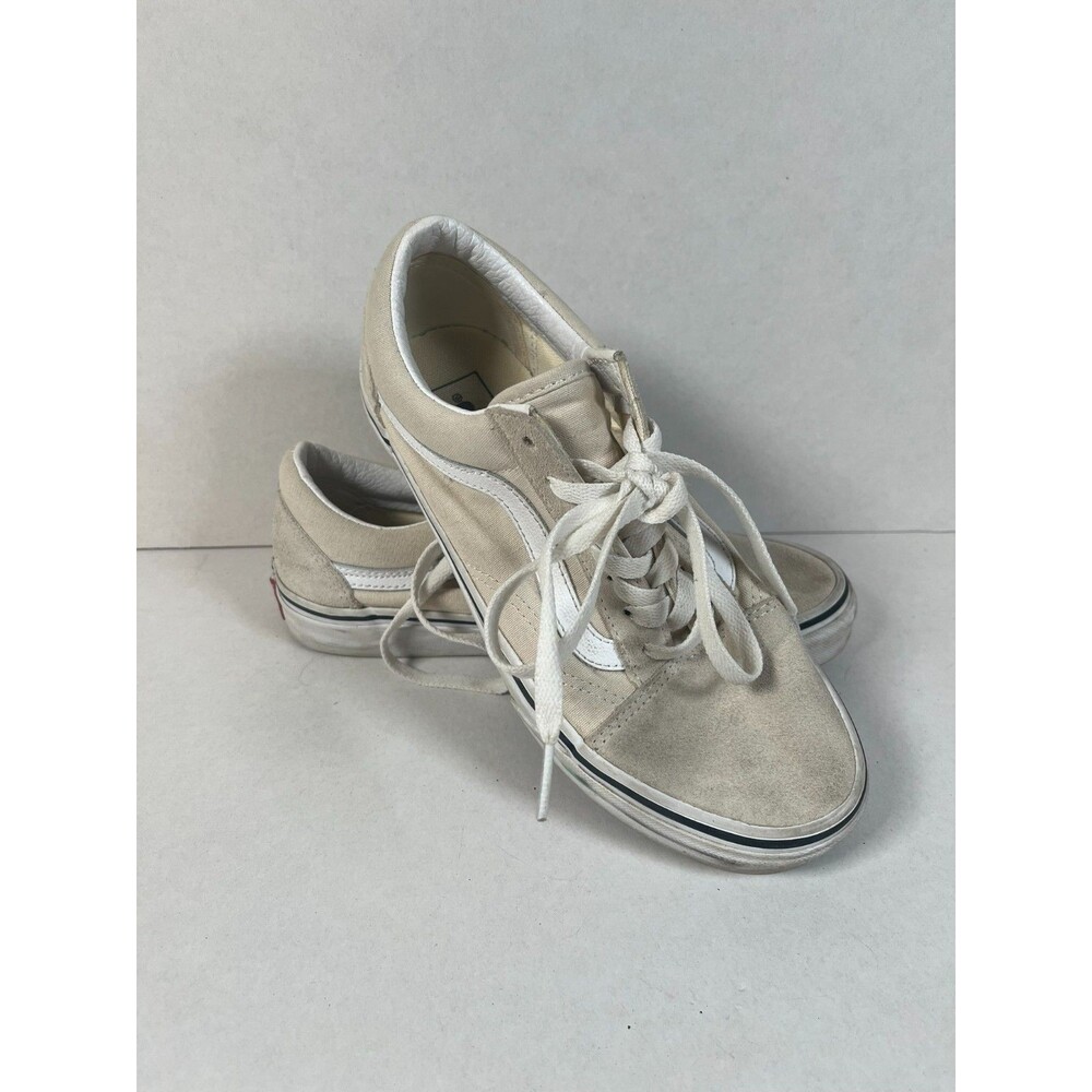 Mens 6 Womens 7.5 Cream Lace up Vans
